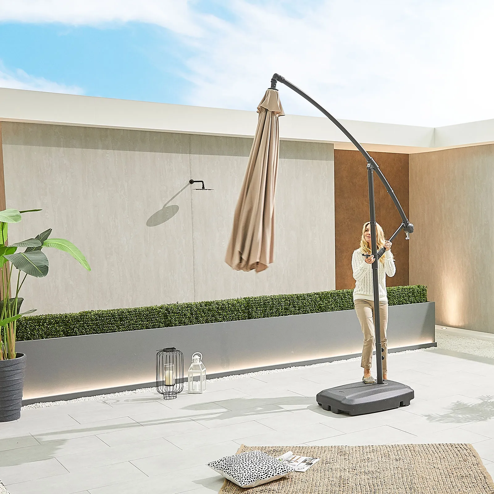 N12079 gallery